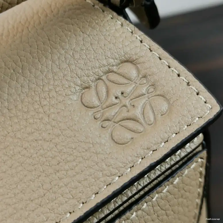 Fashionrep Loewe 2209SW0010 Bag 0823